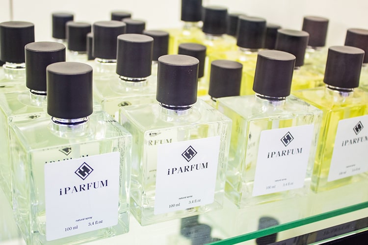 "I PARFUM"
